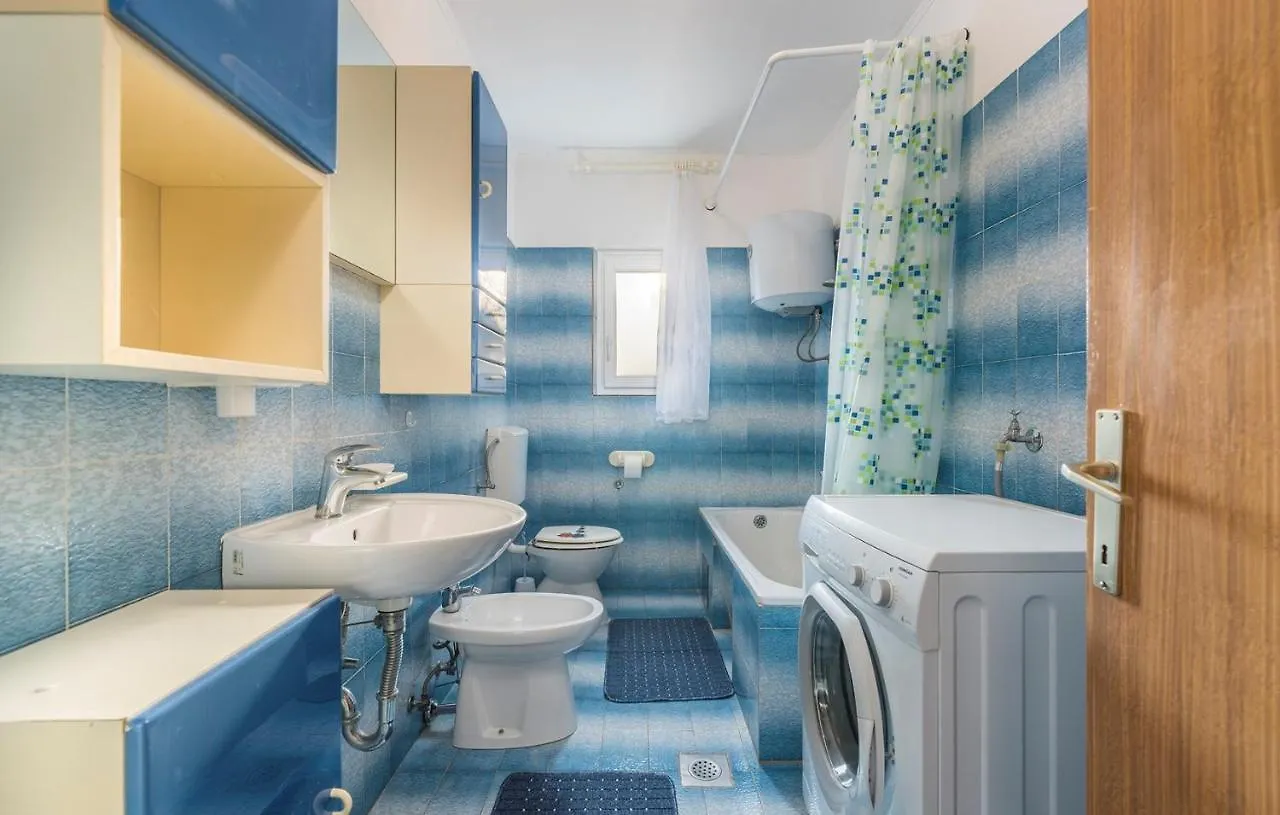 Ferienhaus Zora With Whirlpool Sveti Lovreč Pazenatički 0*,  Croácia