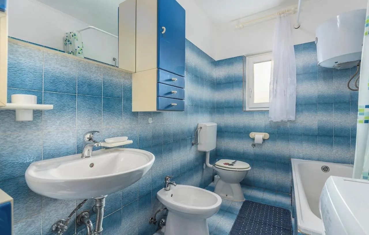 Ferienhaus Zora With Whirlpool Sveti Lovreč Pazenatički Kroatien